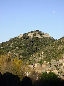 Le château et le village de Termes