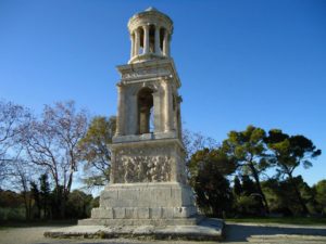 Les Antiques-de Saint-Rémy de Provence- Le Mausolée des Lulii