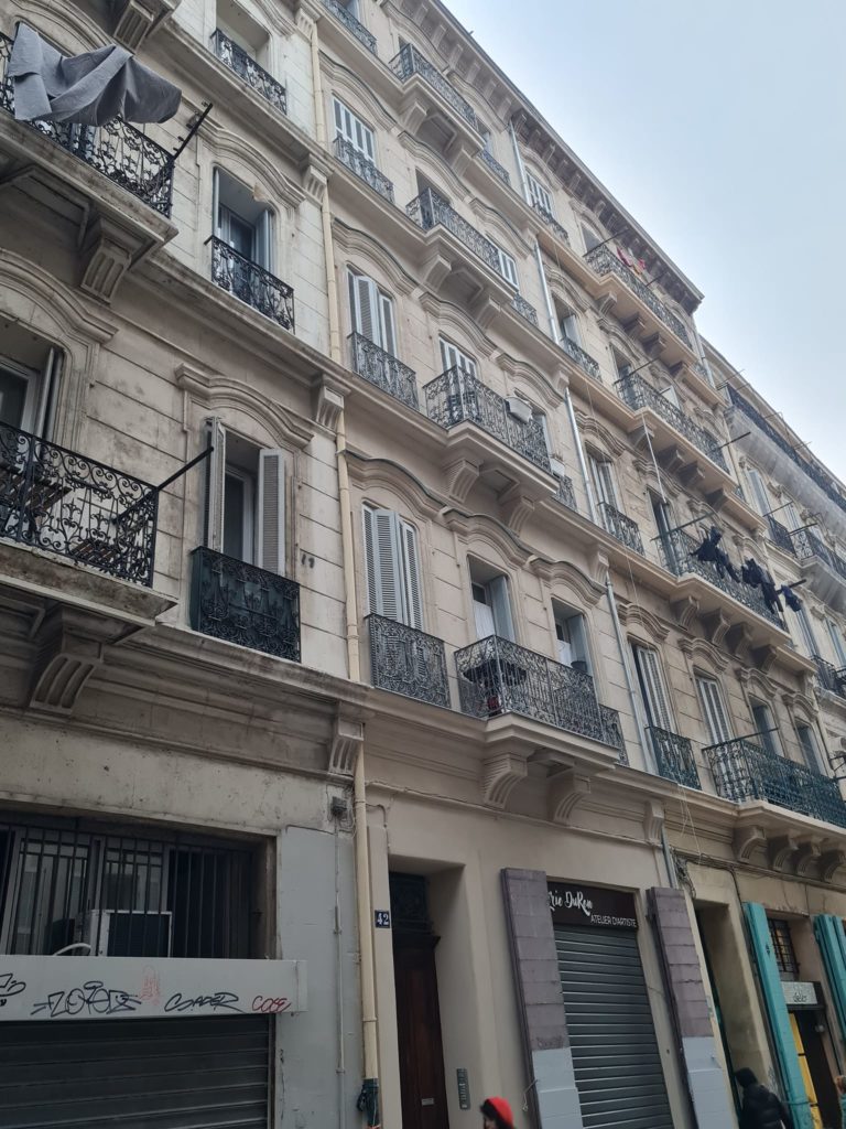La rue Sainte Françoise. J'y ai habité dans ma jeunesse. - Jean-Marie ...